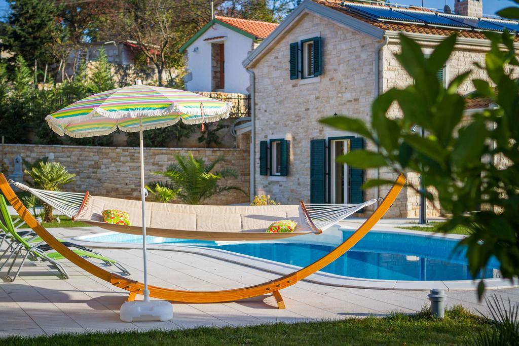 Villa Stonegate Estate - Bonus, Dvije Vile Jedna Cijena! Opatija Exteriör bild