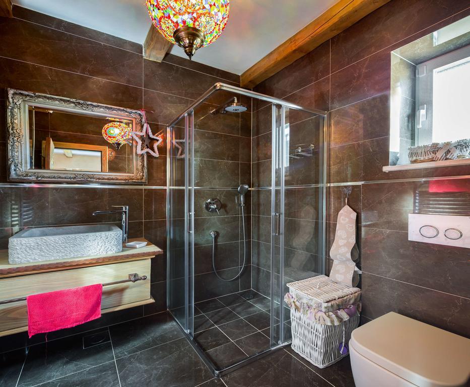 Villa Stonegate Estate - Bonus, Dvije Vile Jedna Cijena! Opatija Exteriör bild