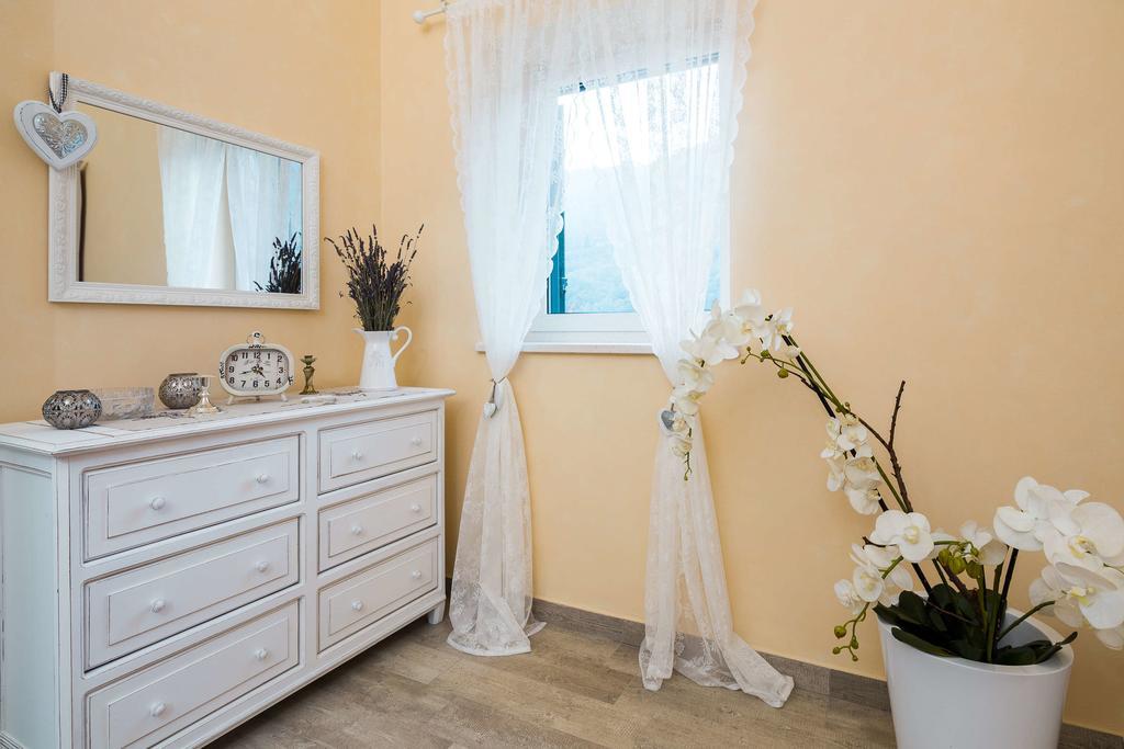 Villa Stonegate Estate - Bonus, Dvije Vile Jedna Cijena! Opatija Exteriör bild