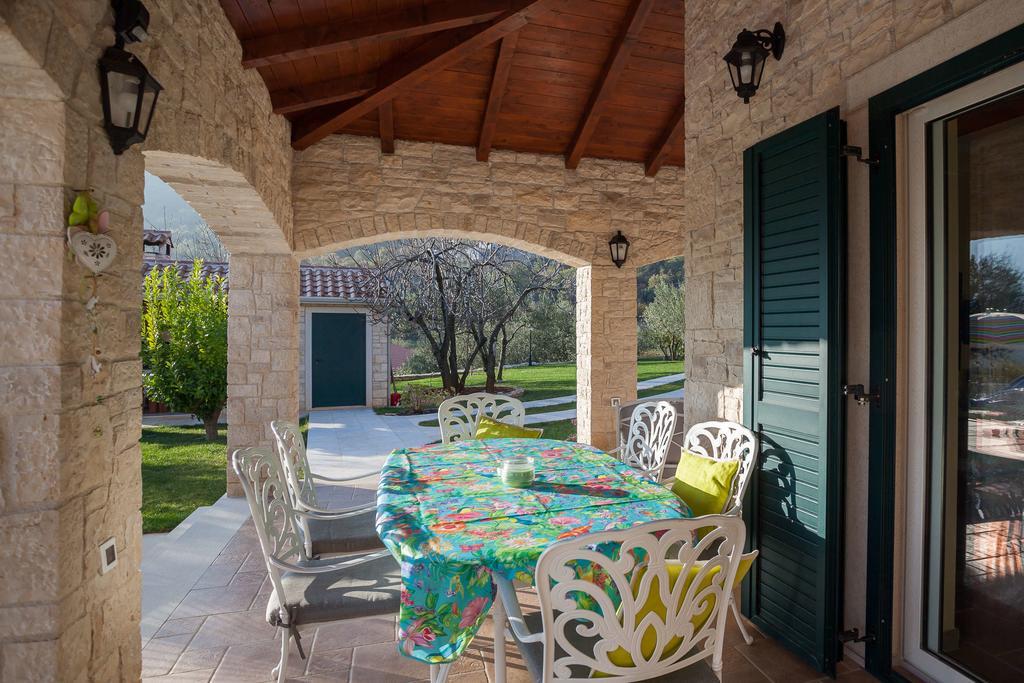Villa Stonegate Estate - Bonus, Dvije Vile Jedna Cijena! Opatija Exteriör bild